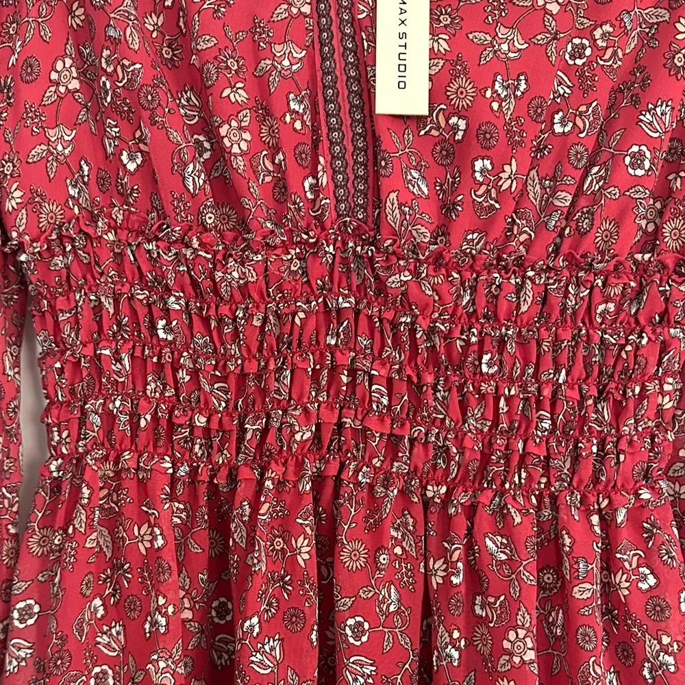 BNWT Max Studio Red Floral Long Sleeve Dress - Picture 4 of 7